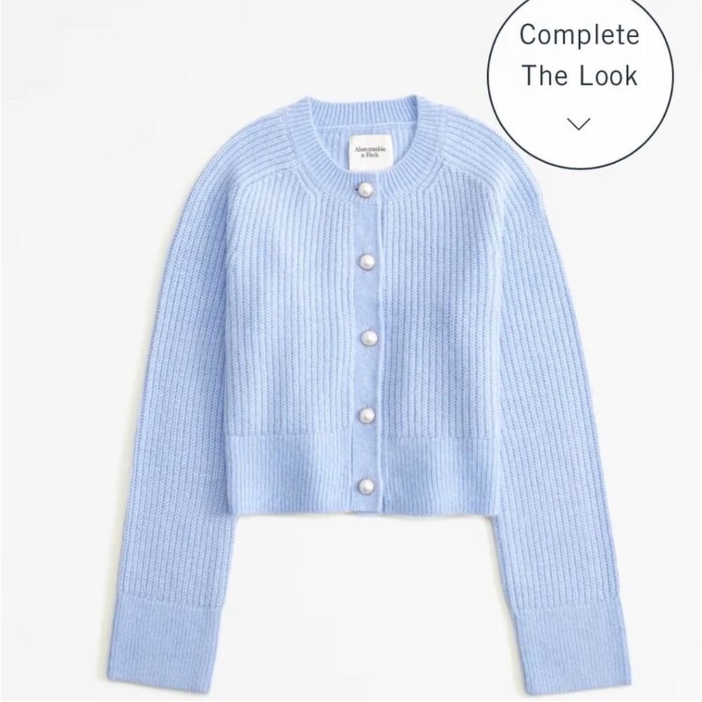 Abercrombie and Fitch Women's Blue Cardigan Sweater